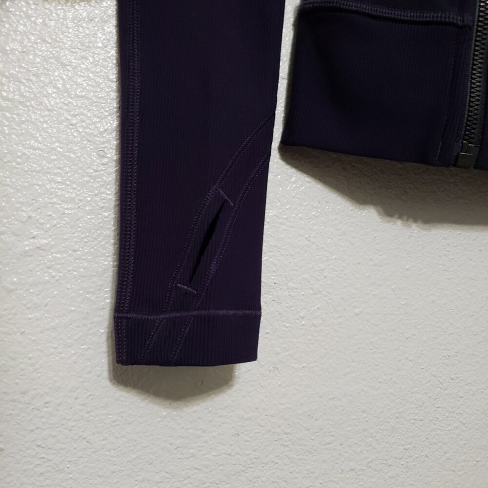 Lululemon Jacket - Picture 8 of 13